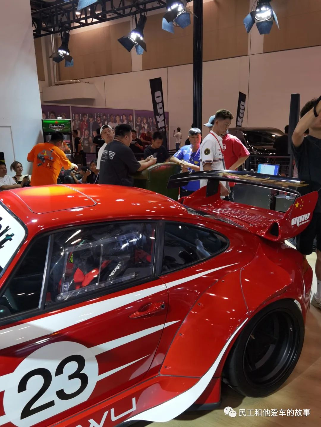 GTSHOW来了五台RWB的911，Naiska小胡，李老鼠，GT展队也都来了。