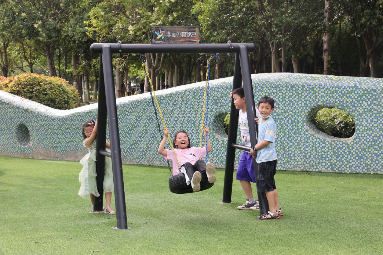 郑州这家公园的运动设施离不开体彩公益金助力