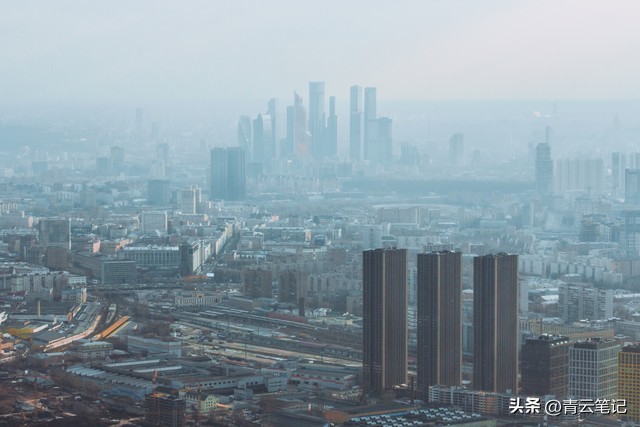 俄罗斯是一个有钱的国家吗,俄罗斯特殊时期还能旅游吗