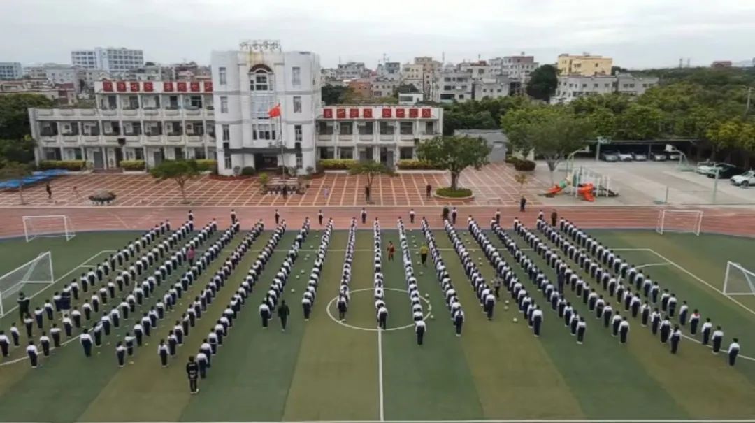 我们的校园,美丽的厦门何厝小学