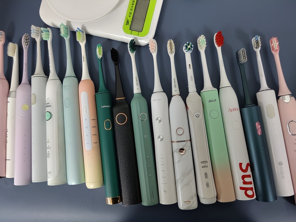 测评哪一款电动牙刷好清洁度高,测评六款儿童电动牙刷
