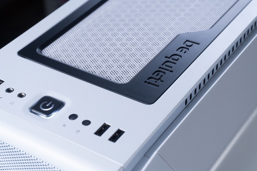 新风扇就是好，德静界Lightwingswhite，白色RGB秀起来