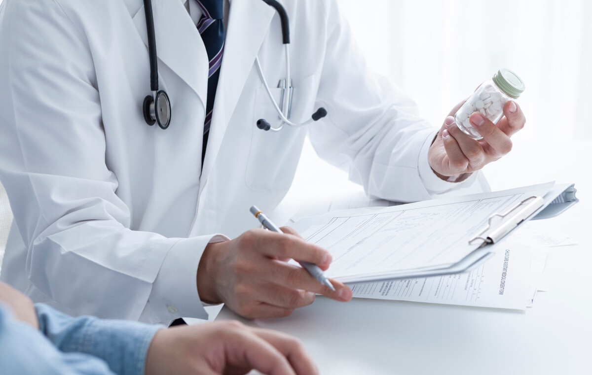 病毒感染后咳嗽推荐吃什么药,病毒感染咳嗽症状及治疗方法