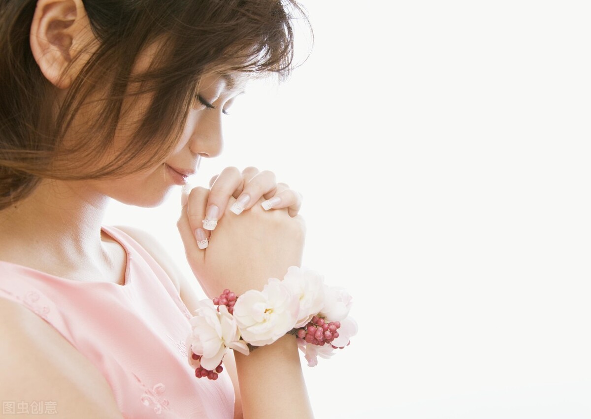 飞机突然坠毁一般什么原因,飞机到底是什么原因导致坠机的