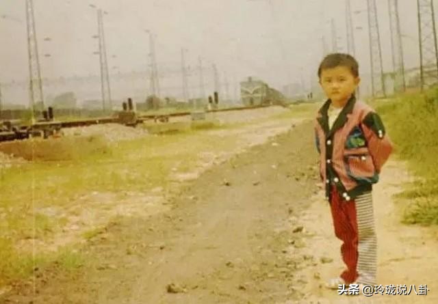 杨孟衡失去双臂的全过程,无臂学霸杨孟衡的故事