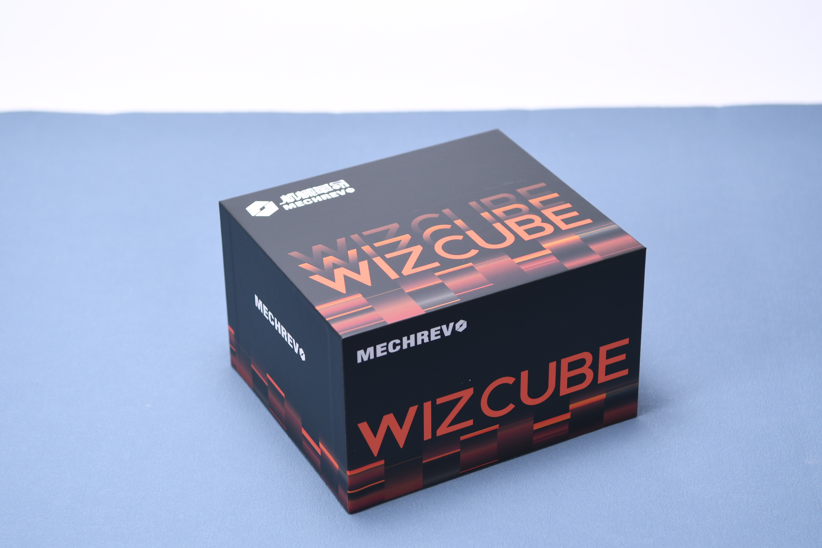 r77840h游戏笔记本,r7-7840hs机械革命