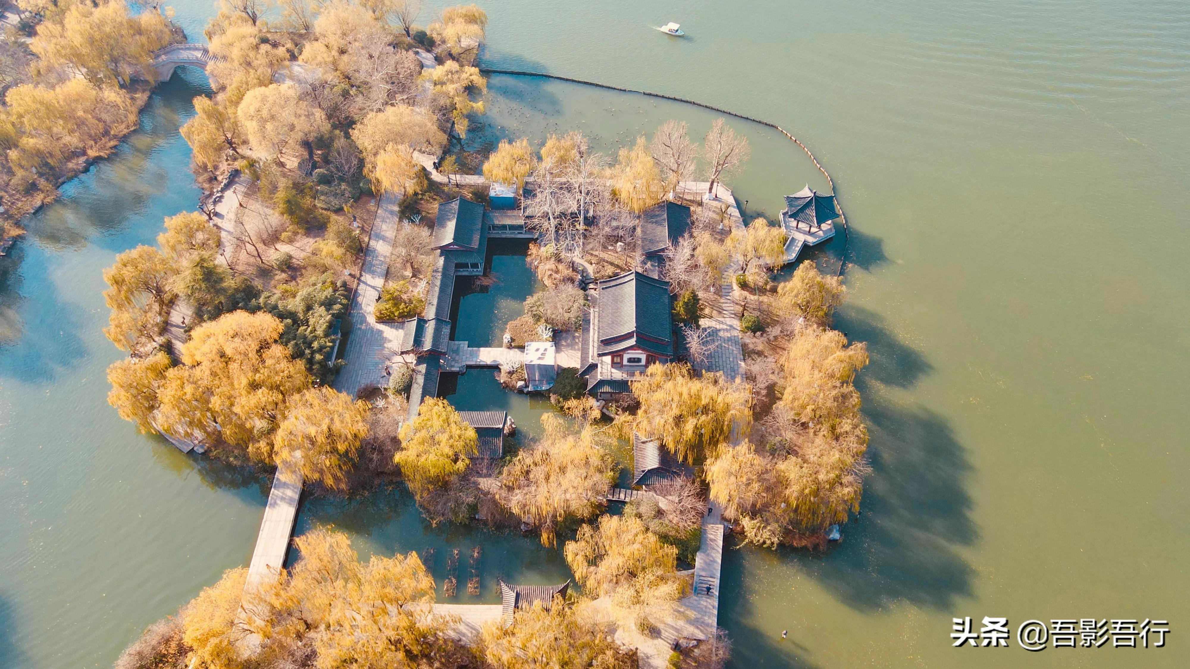 济南大明湖秋冬图片高清,初春大明湖美景图片