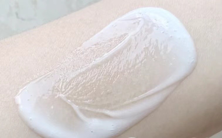 清淡香味身体乳好用吗,身体乳味道清淡保湿好吗