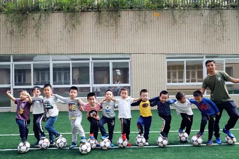 小足球大梦想,小足球大梦想幼儿园