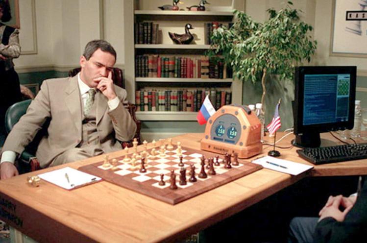 电脑下象棋,人和电脑下象棋哪个厉害