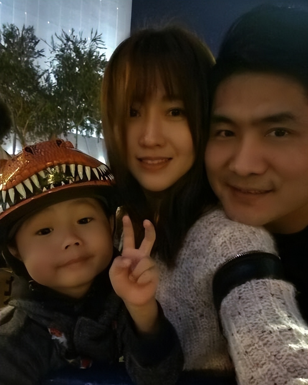 潘阳嫁给亿万富豪石磊,潘阳嫁给了谁