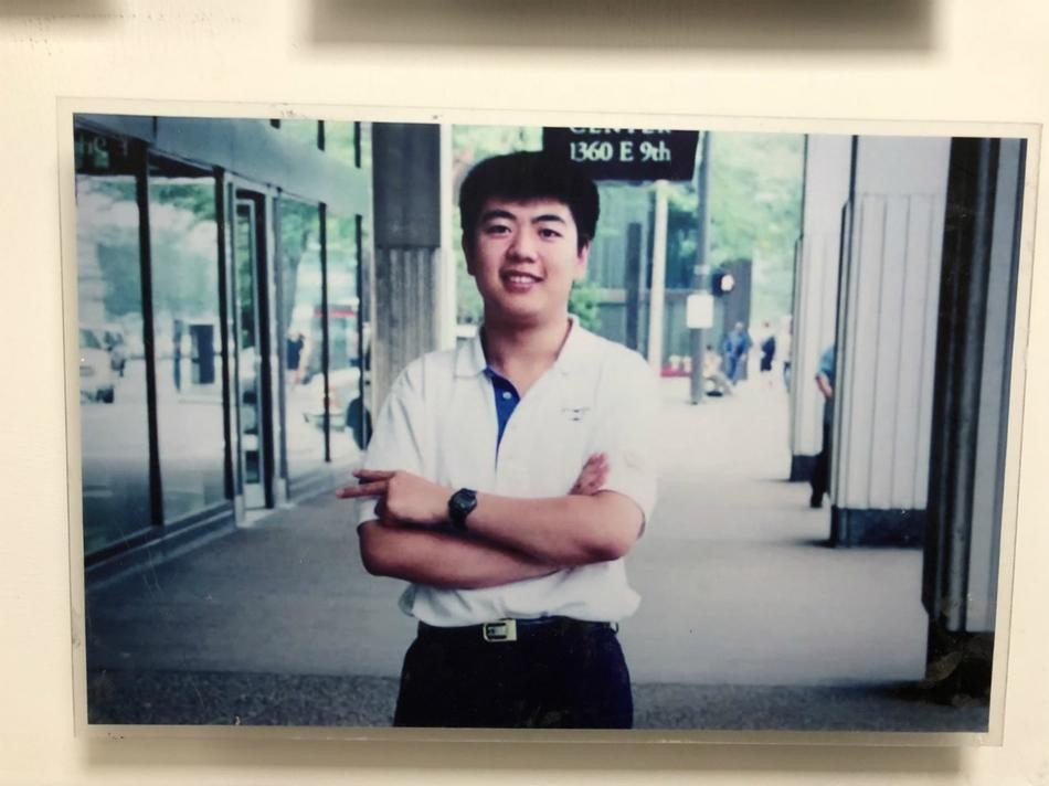 郎朗国外成名失误,郎朗经历挫折成才的故事