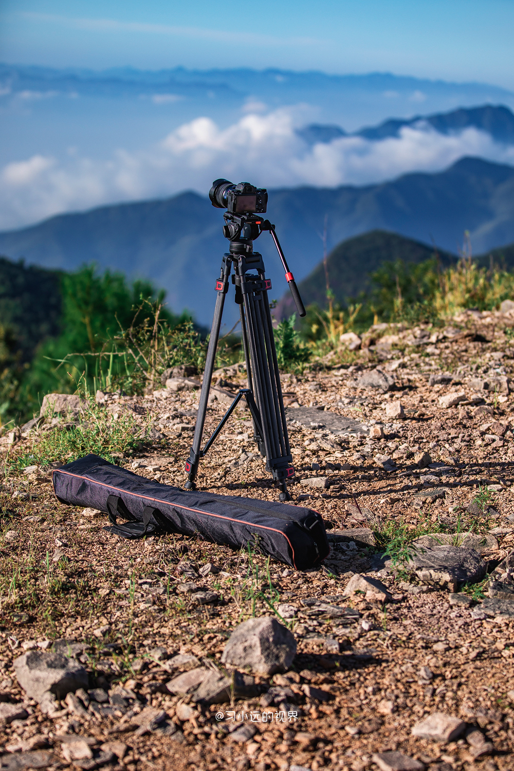 千元以内单反国产三脚架,阿维拉三脚架质量如何