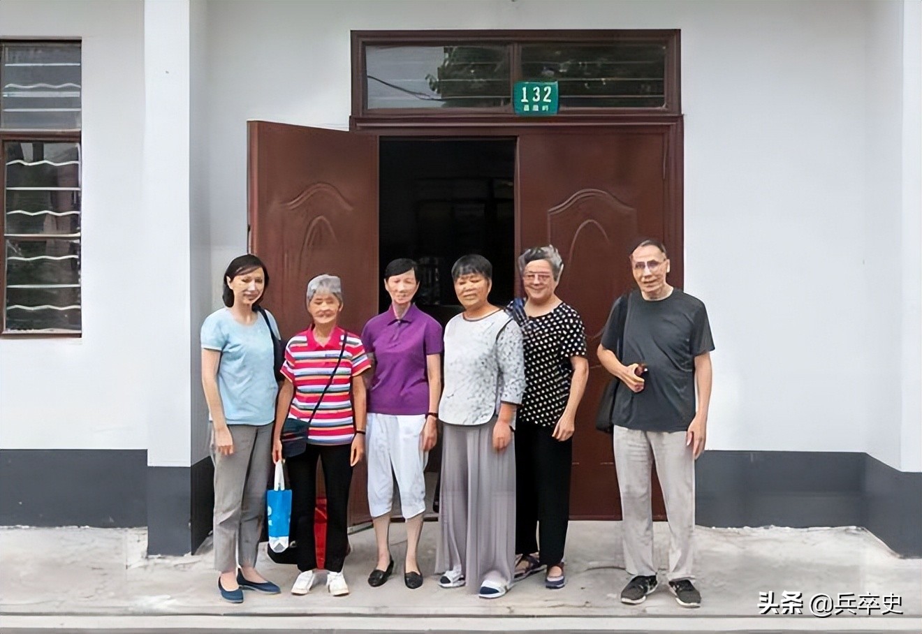 上海嘉定:70岁老太“众筹”买一栋楼,抱团养老21年:比家里自在