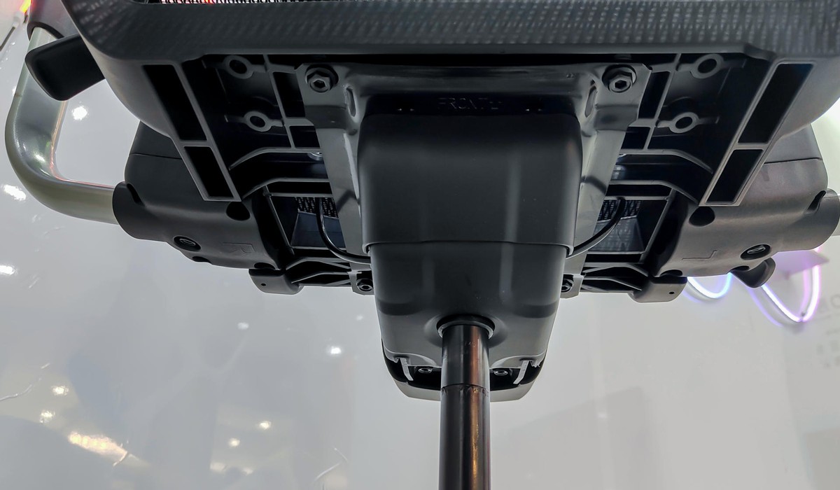 托稳老腰，舒适坐靠：UETOTO美式工学椅体验