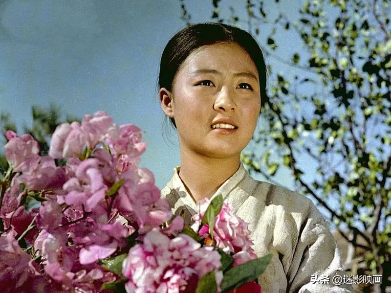 朝鲜硬核怪兽片：导演遭绑架，国家元首监制，故宫取景的另类神作