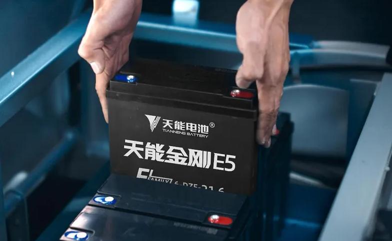 品牌电动车与杂牌车哪个跑得快,杂牌电动车和名牌电动车什么区别