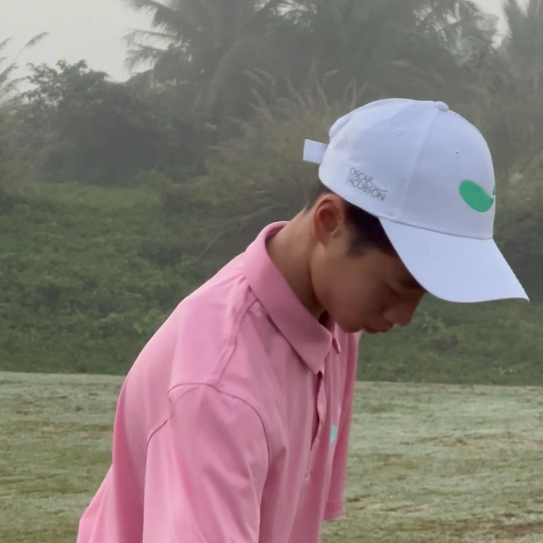 杨阳洋打高尔夫球杆,杨阳洋高尔夫练多久