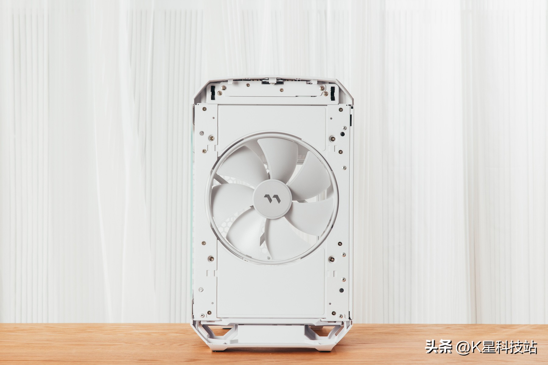 鍗庣strixz270e涓绘澘閰嶄粈涔坈pu鍚堢悊,鍗庣鏃楄埌670e涓绘澘璇勬祴