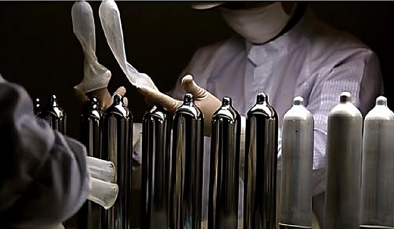 同样钱买一个套二还是两个套一,同样的钱买一套还是两套划算