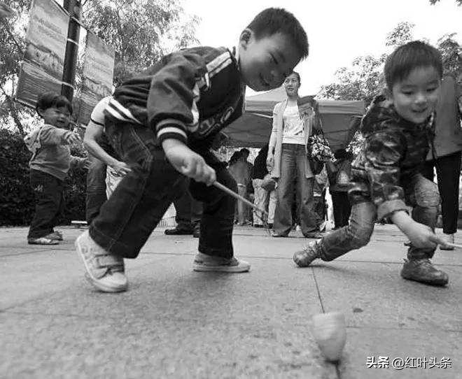 曾经陪伴我们的游戏.孔令哲