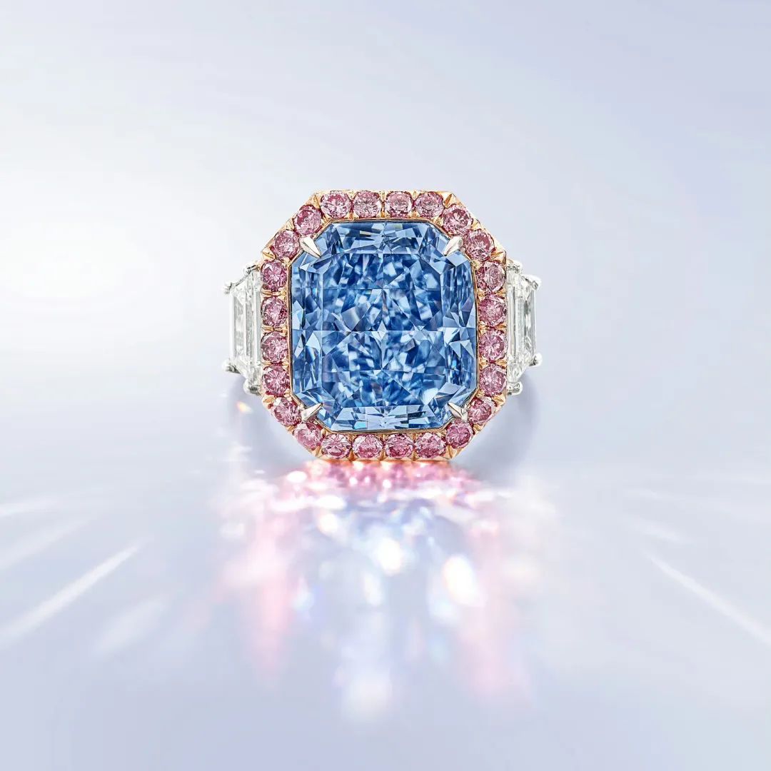 公开拍卖史上最大一颗蓝钻,228颗稀有蓝钻将拍卖