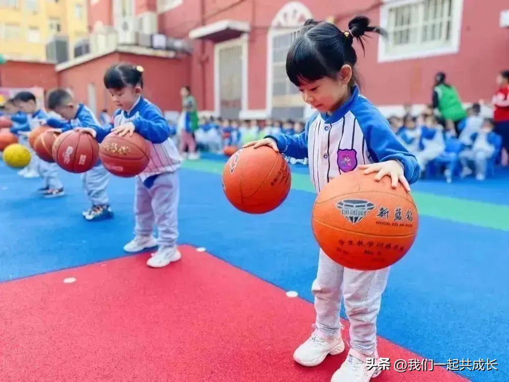 我们走过这一年——回眸济南市启明星幼儿园2022的追光路