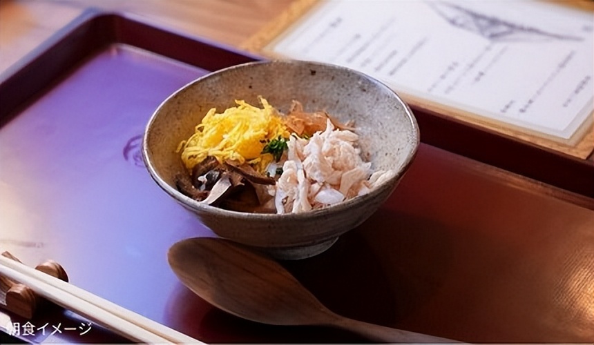 搭乘火车游日本,日本豪华观光列车