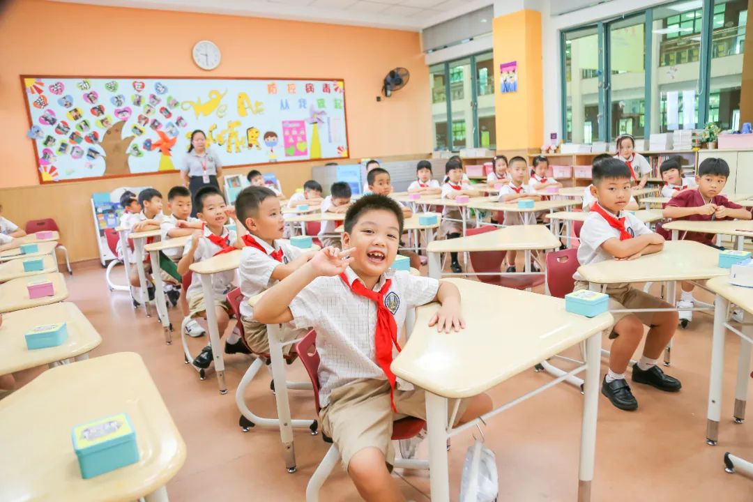 给孩子营造爱学习的氛围,融洽的师生