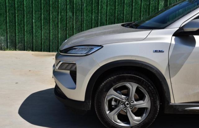 女车主喜提本田雅阁,车市佼佼者东风本田m-nv