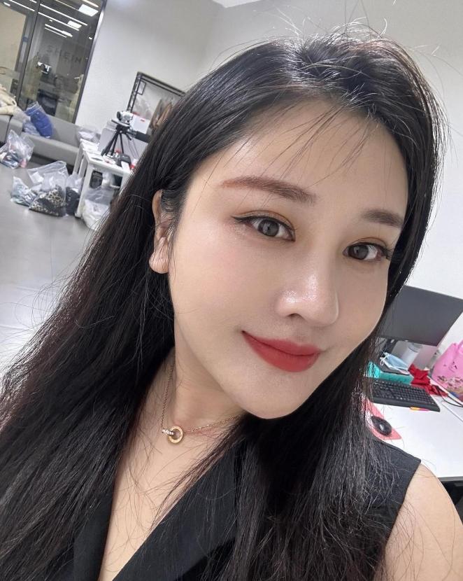 170斤超大号模特,大码模特180斤却没有赘肉