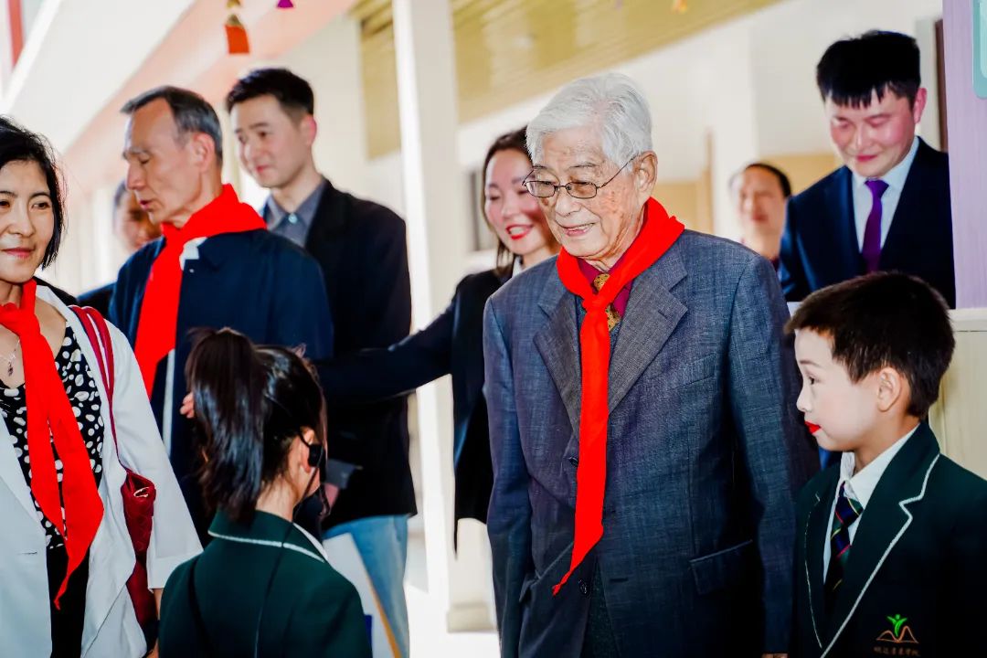 顾明远从教学到学校需要哪些改变,顾明远与明远未来