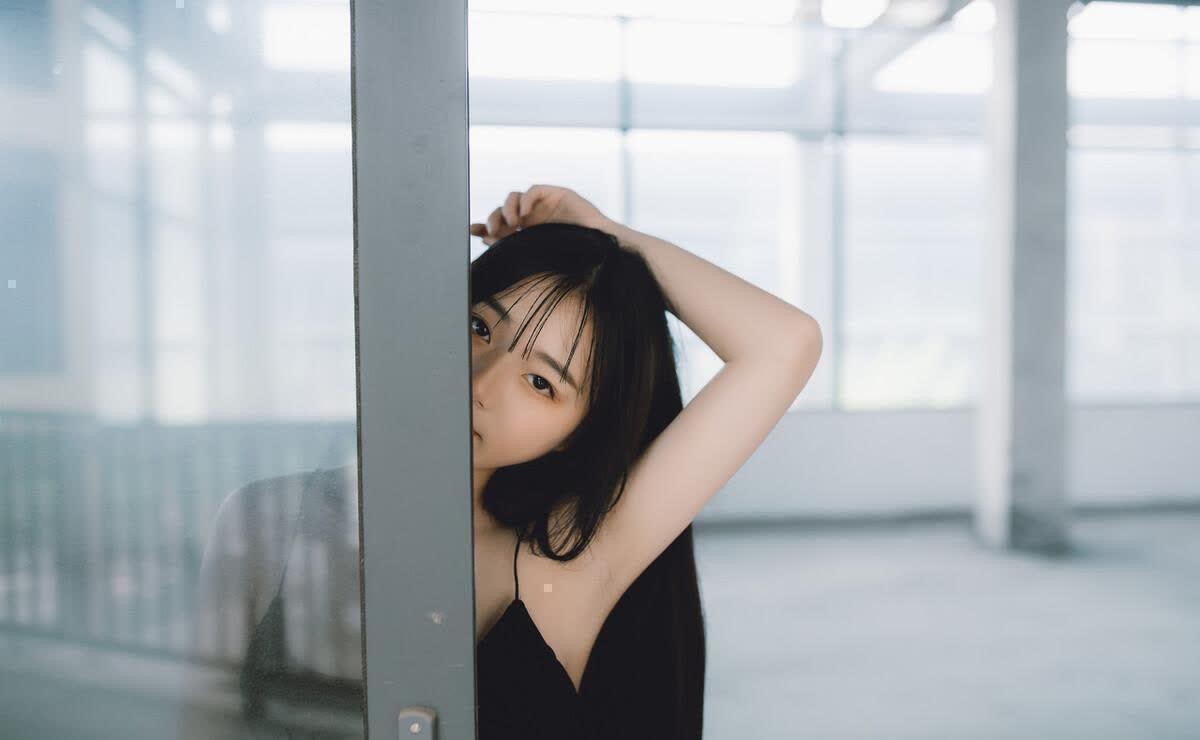 那年在成都，与30岁姐姐发生了一段情，至今难以自拔