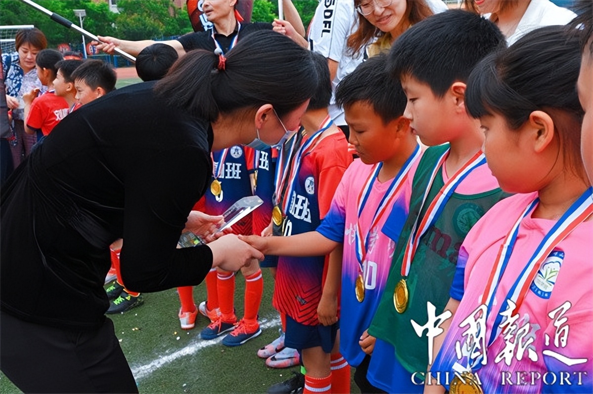青岛市崂山区育才学校足球队,崂山育才学校足球赛