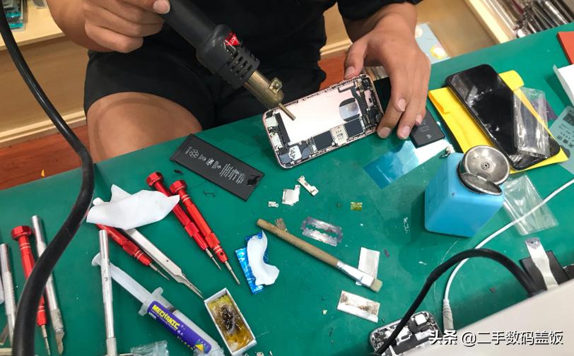维修手机背后的黑幕,手机维修店暗藏猫腻