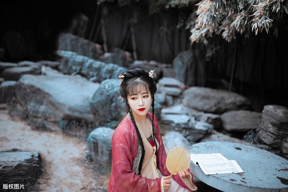 西江月填词要用何内容合适,西江月夜行黄沙道中填词