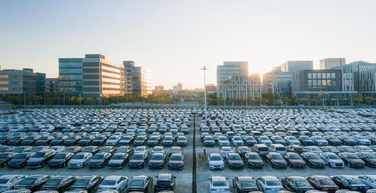 购买新车签合同必须写的一句话,买新车购车合同注意事项有哪些