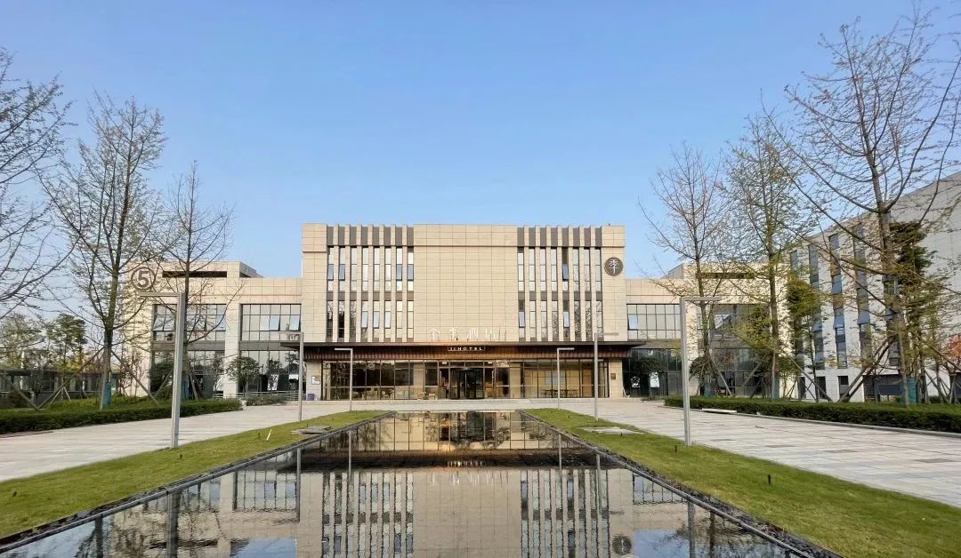 新开高端智能酒店,全季成都天府机场迎宾大道酒店