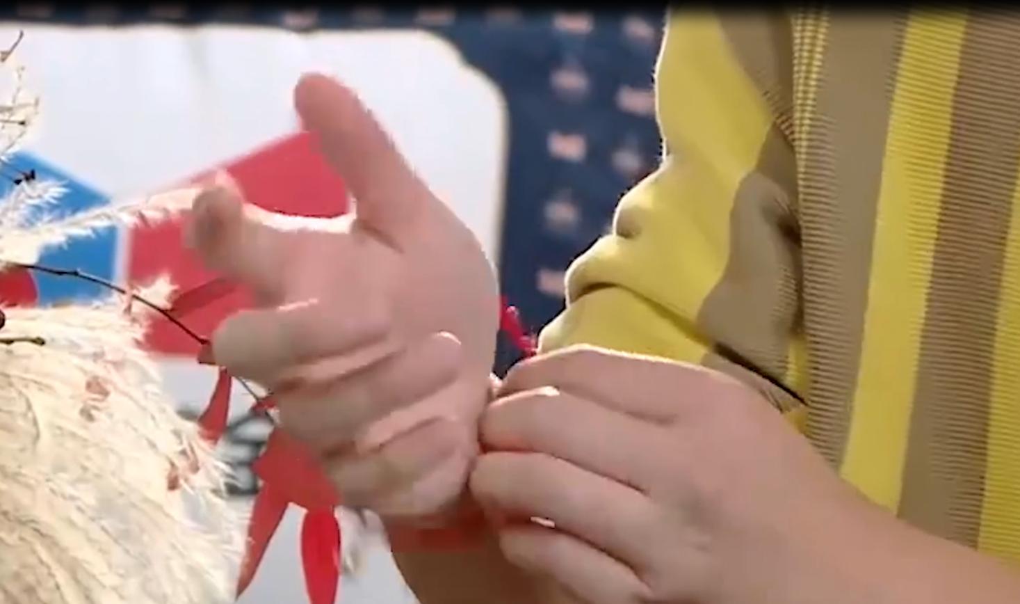 黄圣依跑男节目上送的礼物多少钱,黄圣依送的唐代古币价值多少