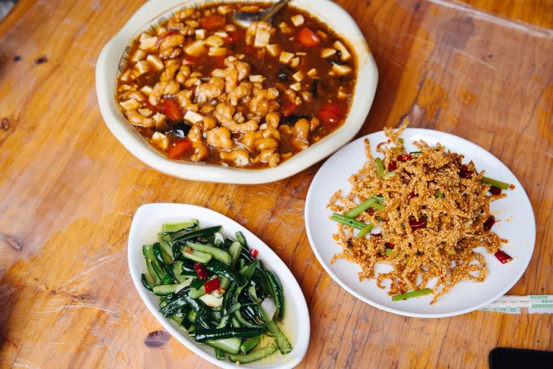 最惨的餐饮业现状,全国餐饮业倒闭数量和开店数量