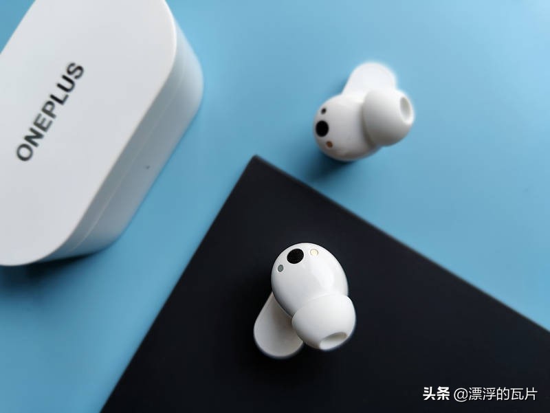 200以下的蓝牙耳机真的不行吗,两百左右开放式蓝牙耳机怎么样