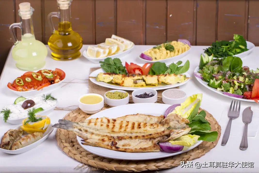 伊斯坦布尔特色,伊斯坦布尔有啥好吃的