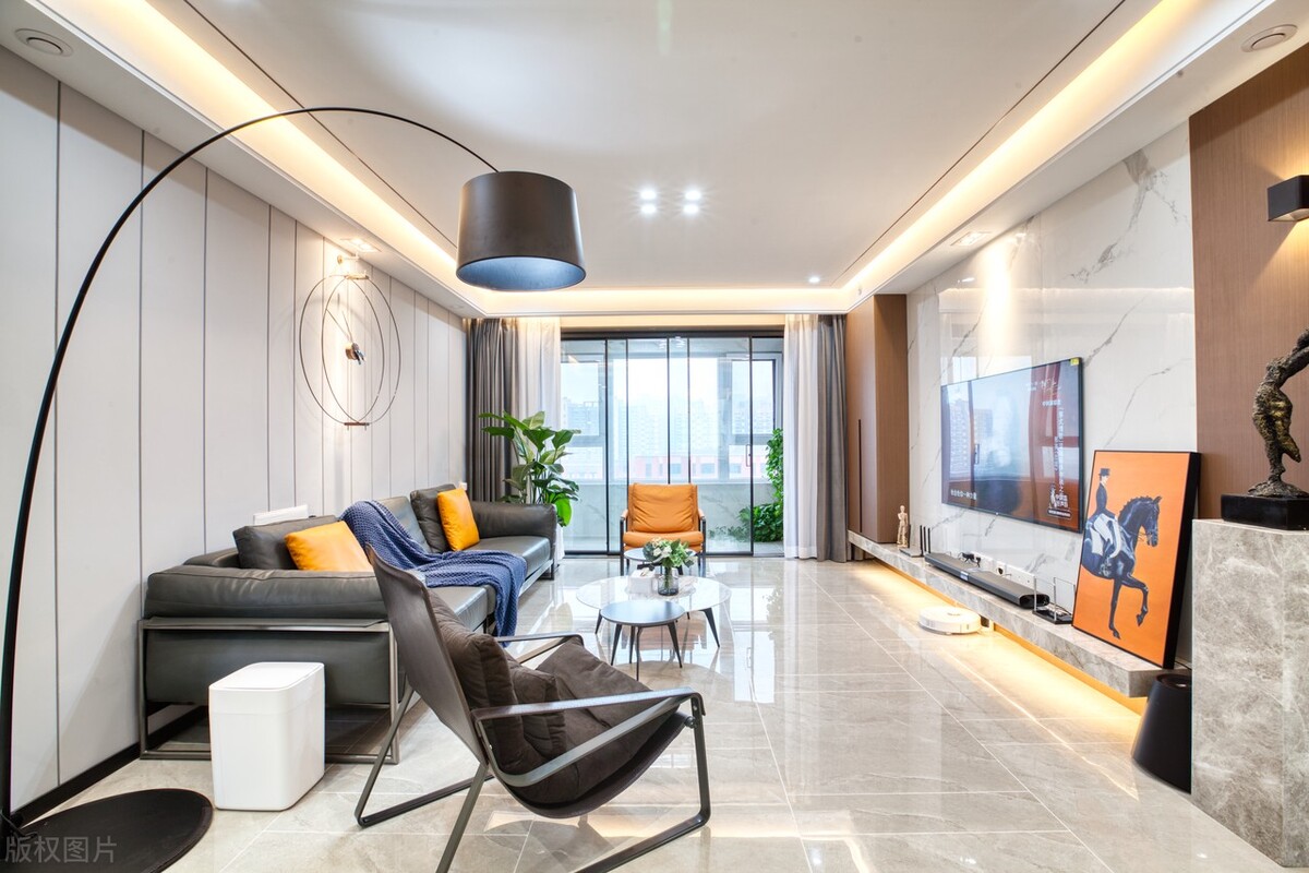 创维液晶电视正常几分钟突然黑屏,液晶电视突然黑屏原因