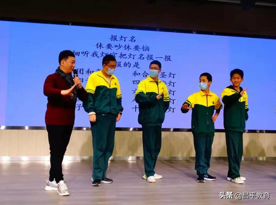 要让戏曲圈粉年轻一代,传统戏曲直播间里圈粉无数