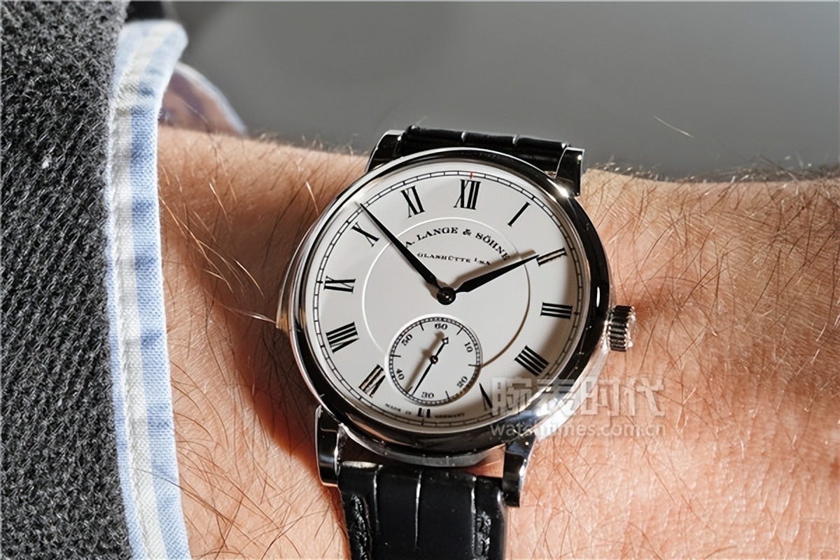 正装品牌前十大排名,正装表排名第一的品牌