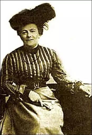 三八历史上的今天,三八妇女节的来历的视频