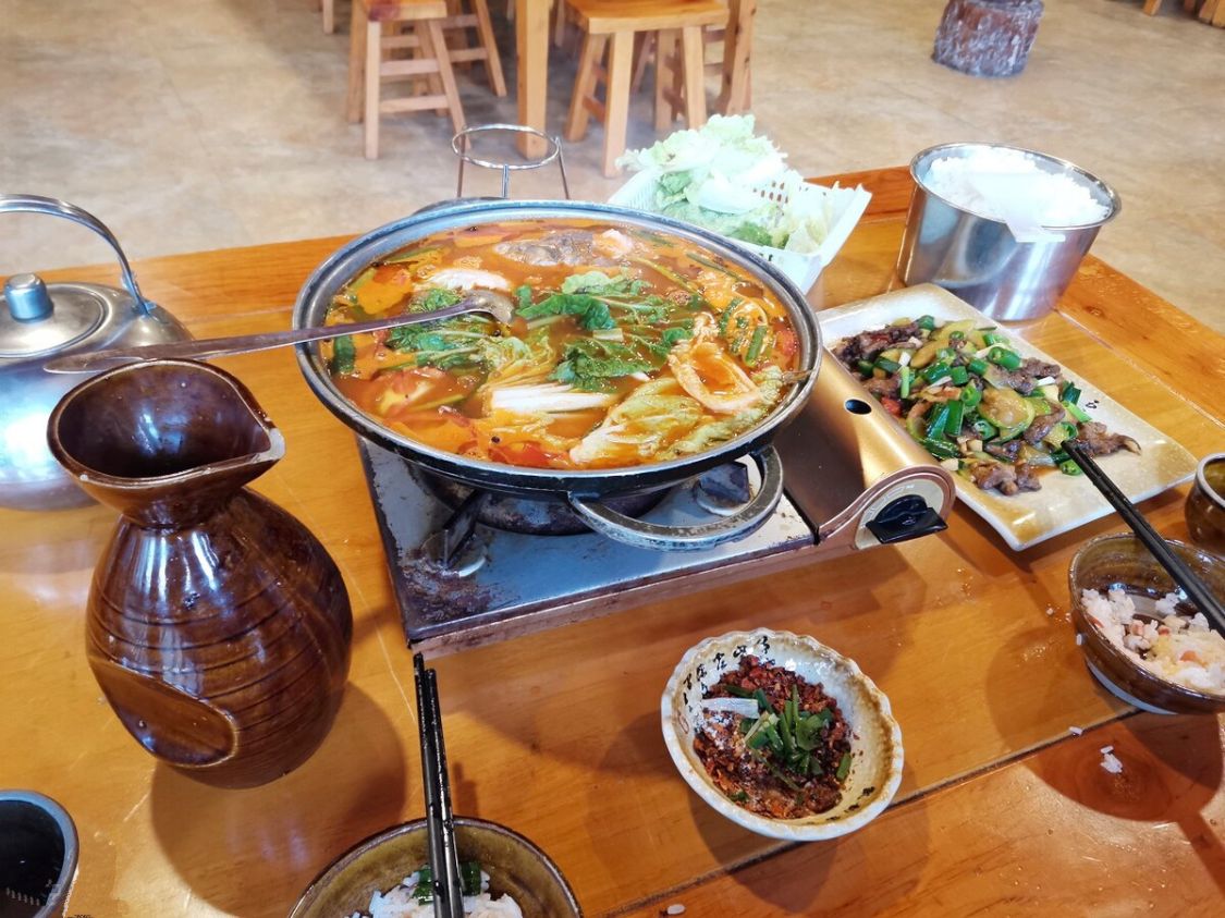 除夕杭州汉族人传统上吃什么,各民族的年夜饭