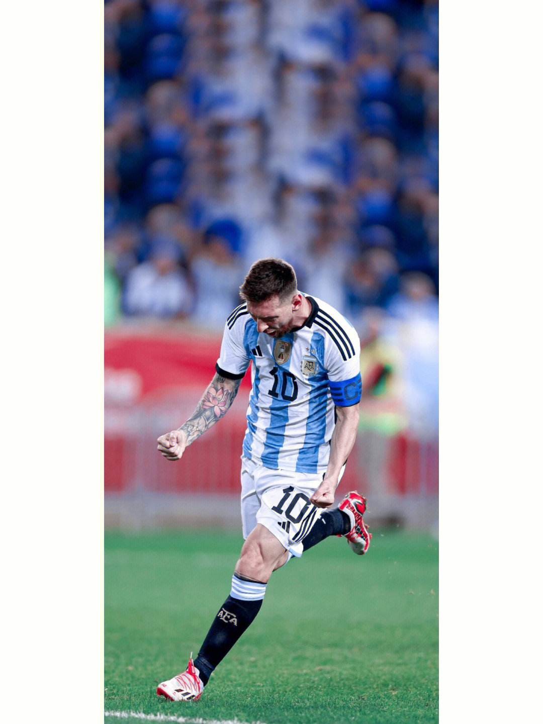 梅西6.74亿税后能拿多少,梅西财产350亿