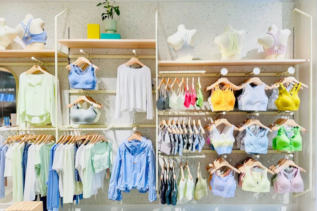 maiaactive正品直播,maiaactive旗舰店直播外套