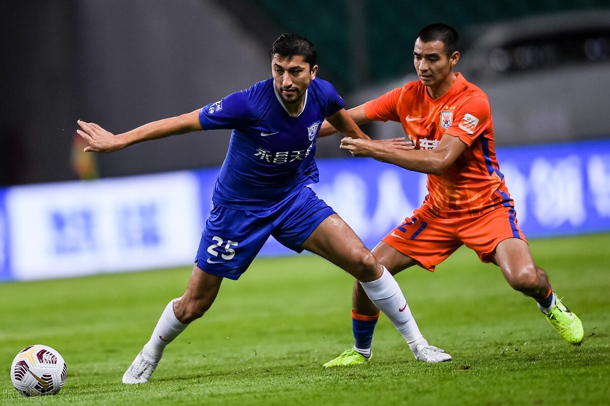 沧州雄狮足球俱乐部赛后冲突,沧州雄狮队两球员赛后互殴遭重罚